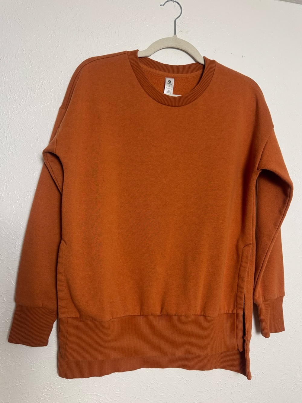 90 Degree Burnt Orange Split Hem Crewneck Pullover Sweater